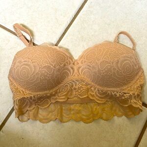 Women’s Pink Victoria Secret Bra Lacy Beige M Great condition